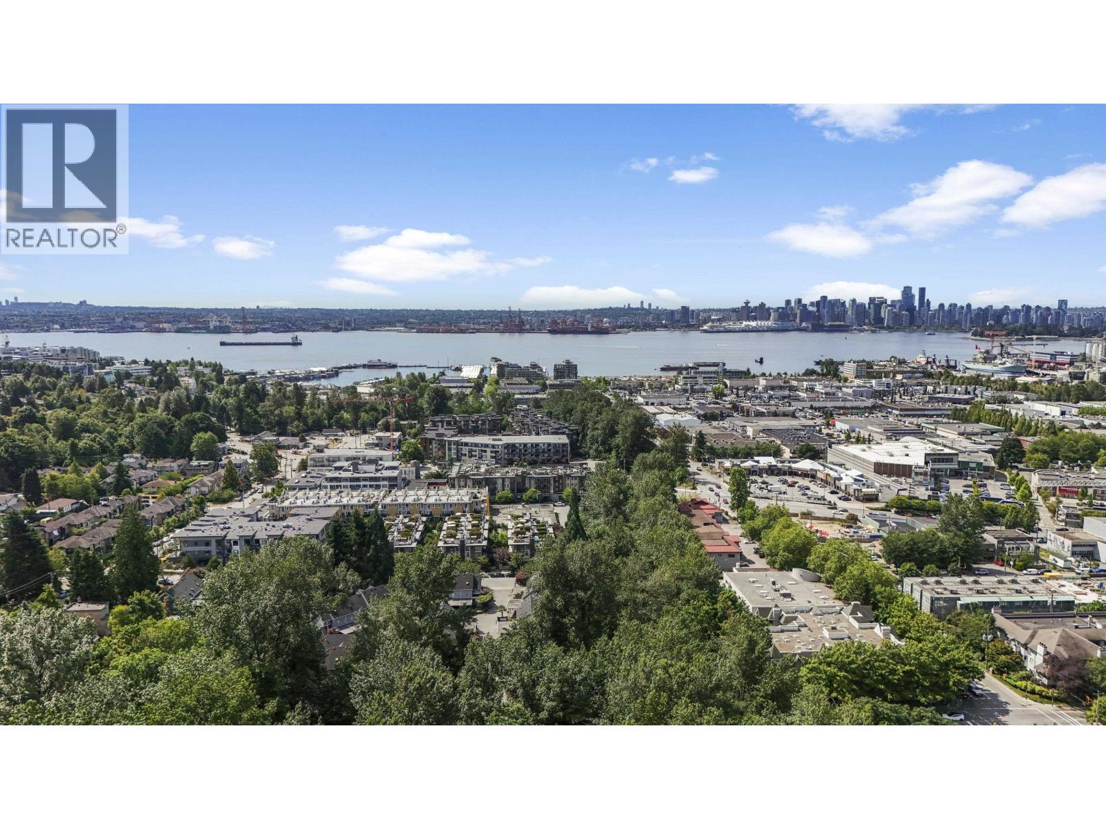 302 827 W 16 Street, North Vancouver, British Columbia  V7P 1R2 - Photo 25 - R3026603