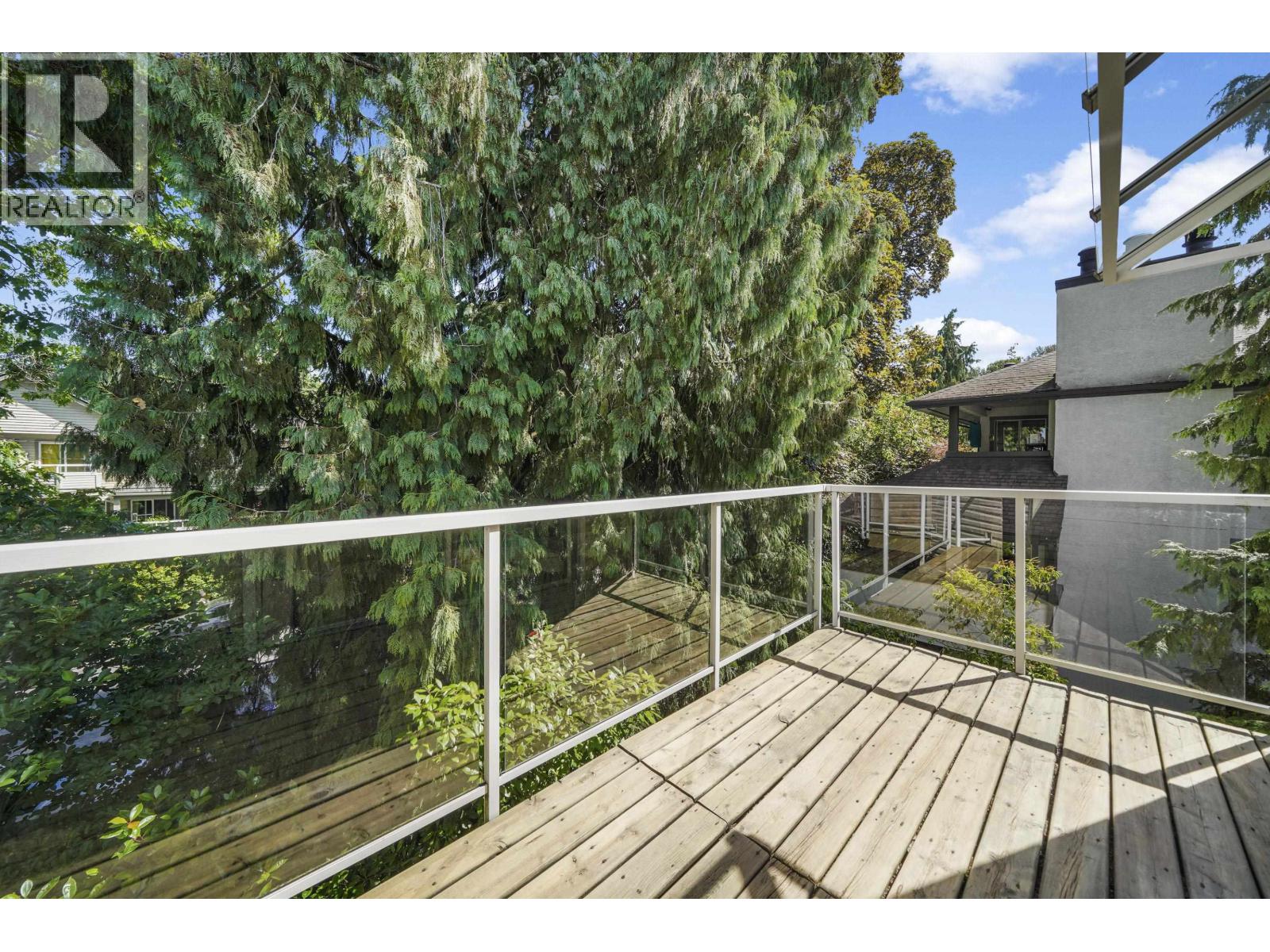 302 827 W 16 Street, North Vancouver, British Columbia  V7P 1R2 - Photo 22 - R3026603