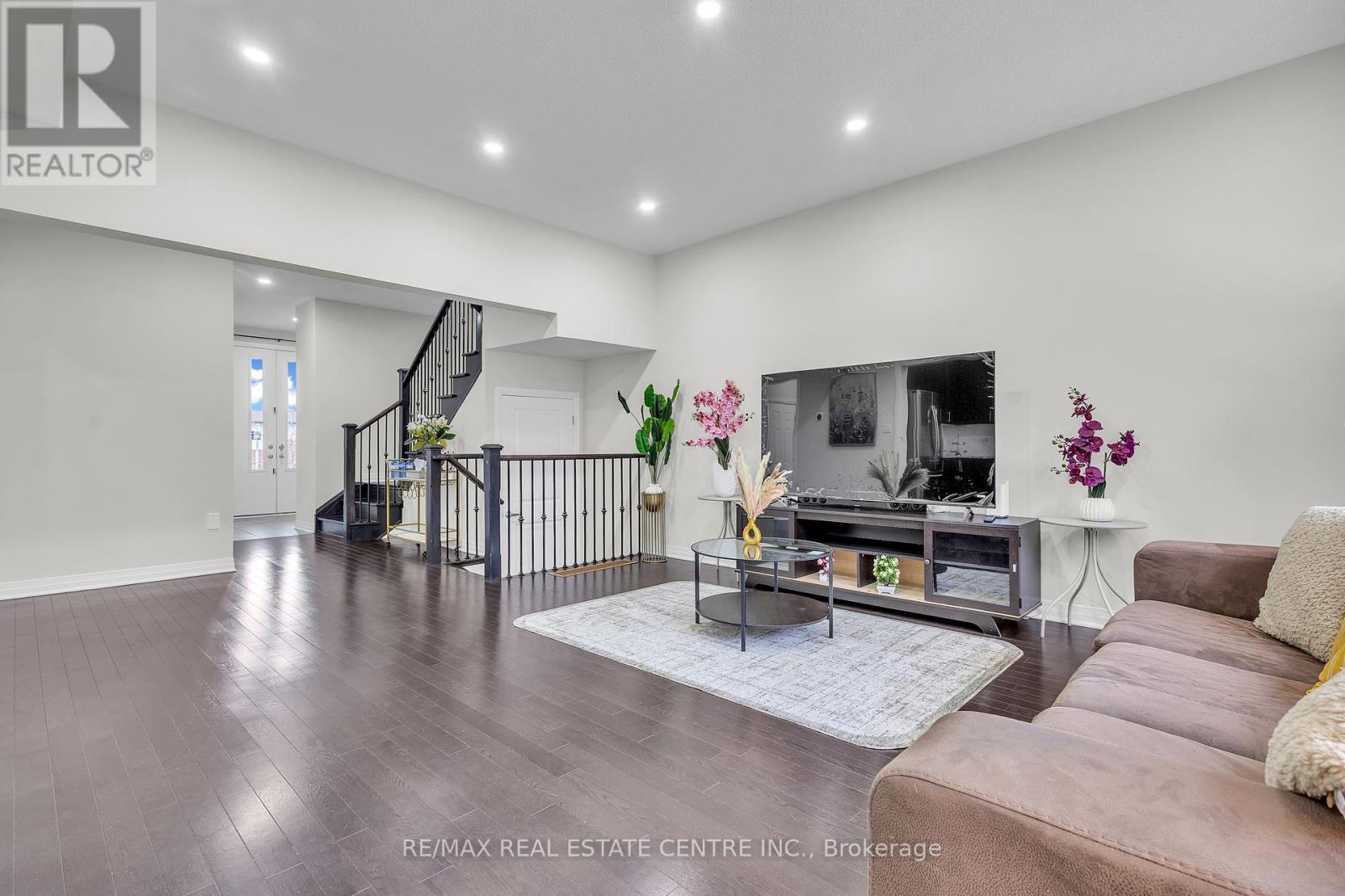 4 Slater Street, Cambridge, Ontario  N1R 0C4 - Photo 12 - X12423339