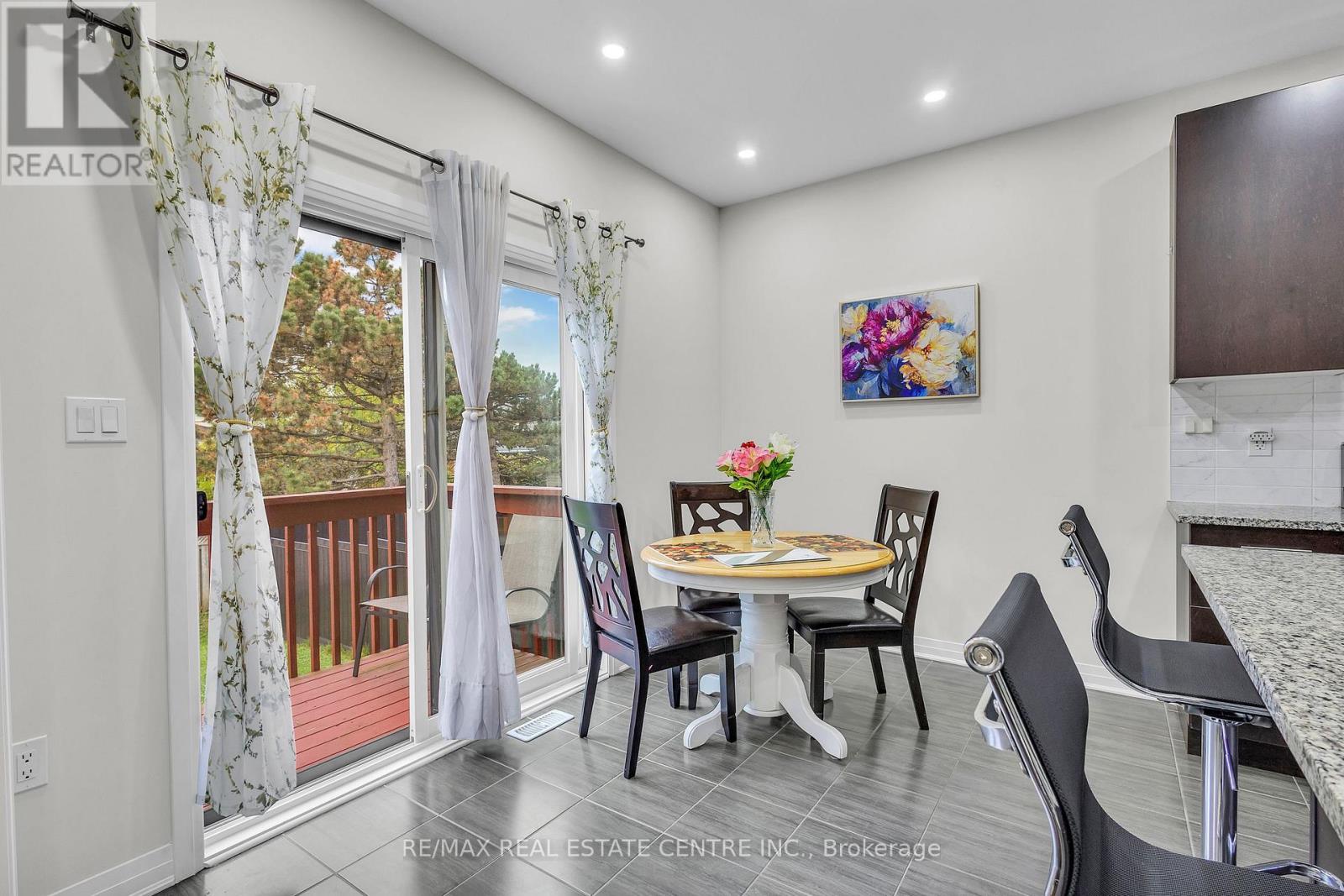 4 Slater Street, Cambridge, Ontario  N1R 0C4 - Photo 19 - X12423339