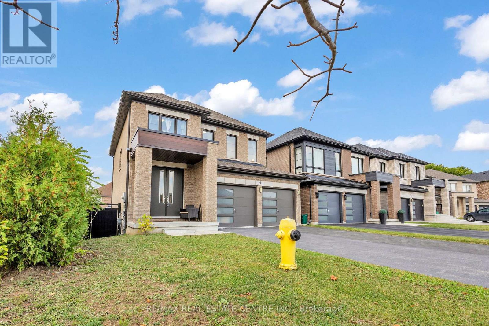 4 Slater Street, Cambridge, Ontario  N1R 0C4 - Photo 3 - X12423339