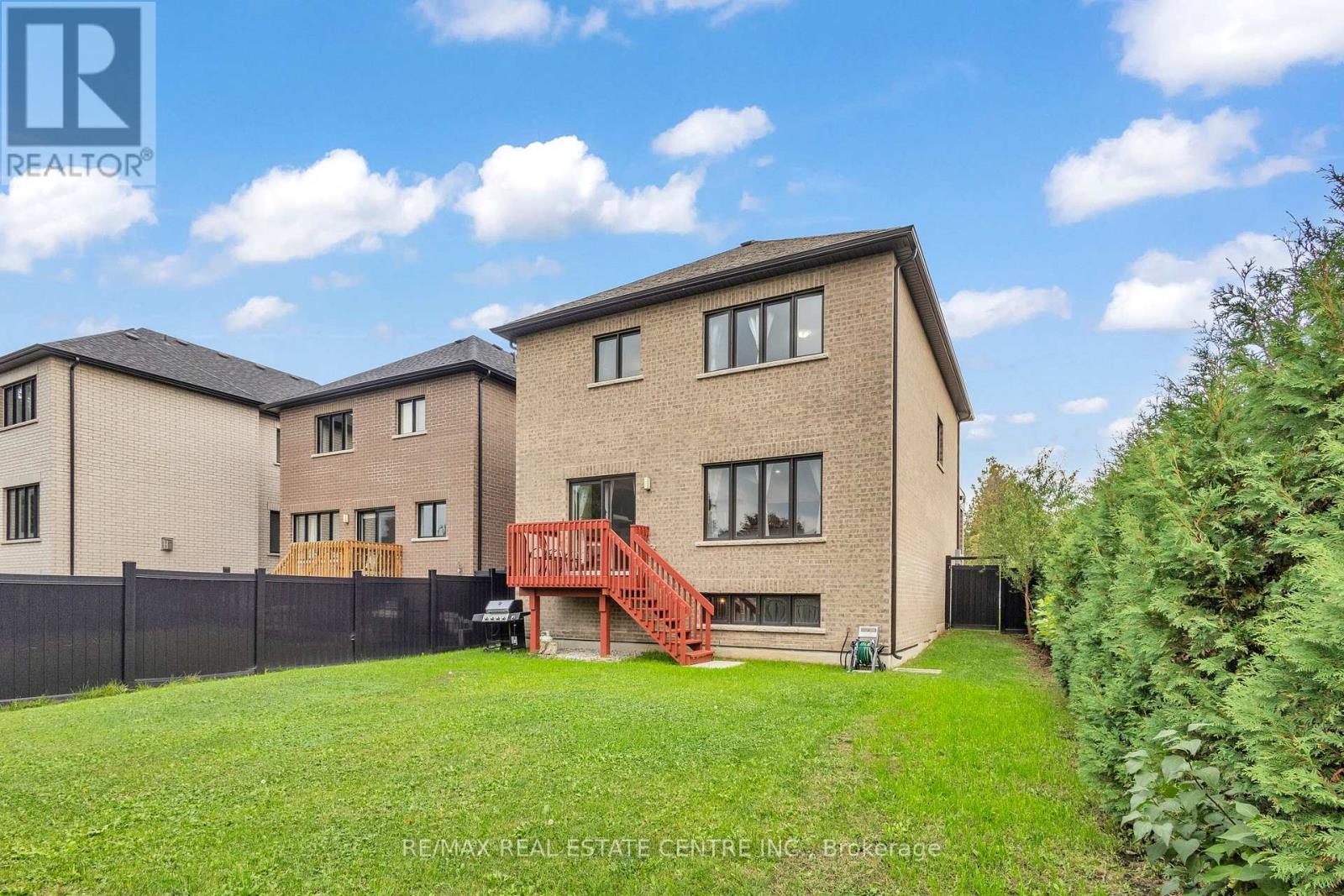 4 Slater Street, Cambridge, Ontario  N1R 0C4 - Photo 38 - X12423339