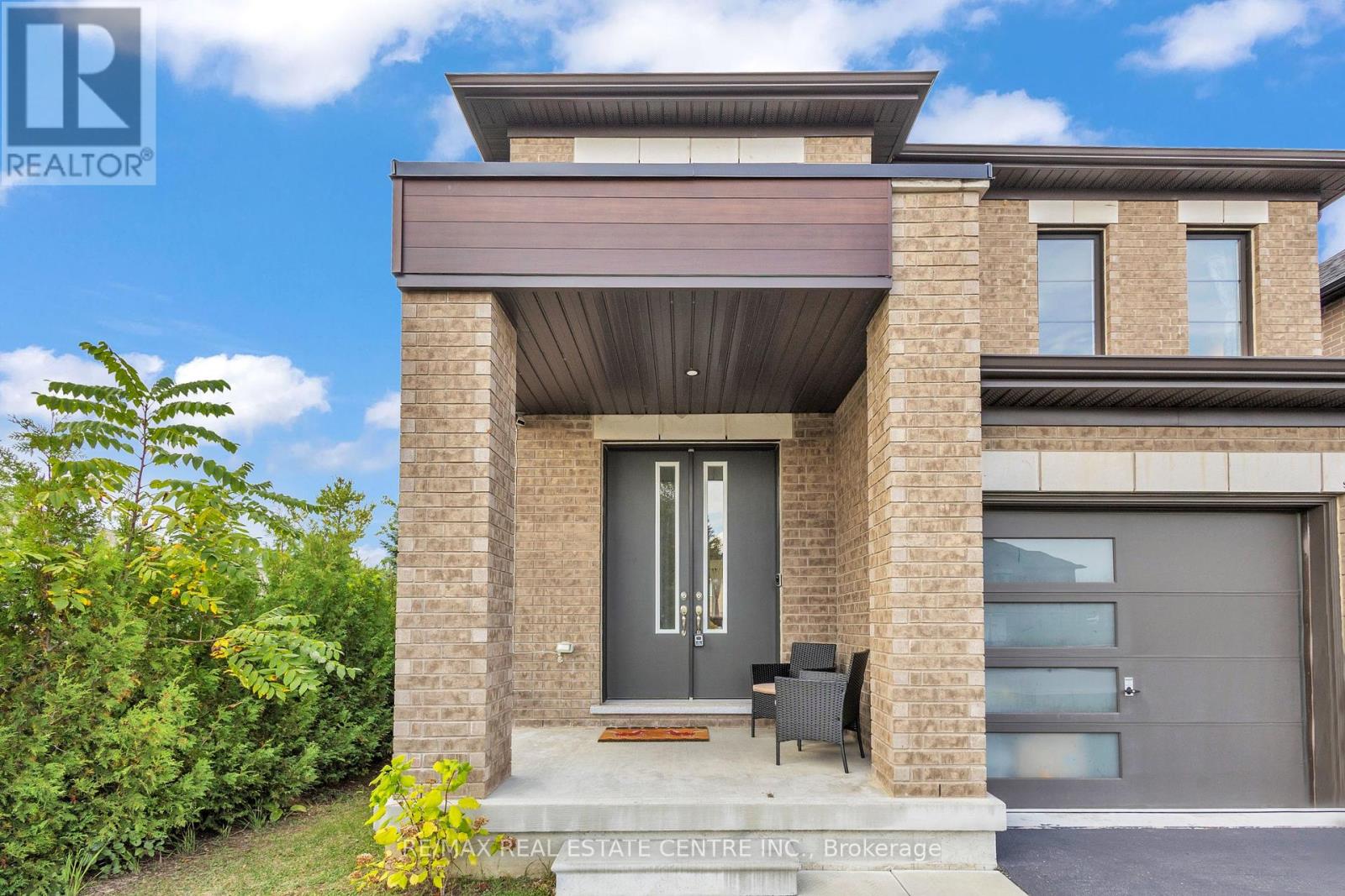 4 Slater Street, Cambridge, Ontario  N1R 0C4 - Photo 4 - X12423339
