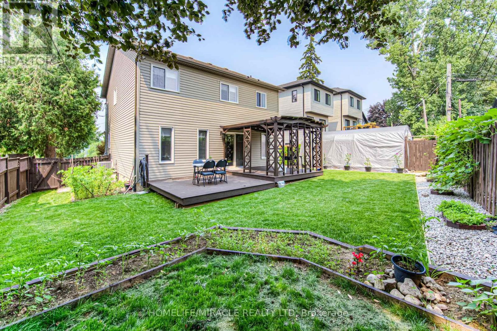 37 Albert Street, Cambridge, Ontario  N1R 3M7 - Photo 35 - X12423362