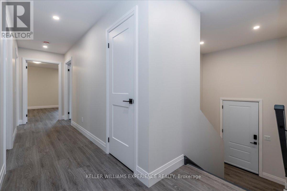 145 Pine Street W, Gravenhurst, Ontario  P1P 1B1 - Photo 18 - X12401478