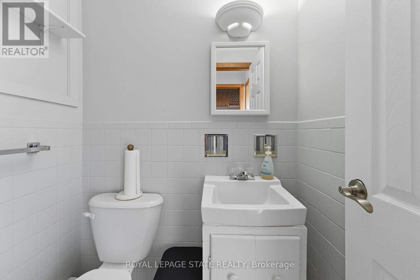 328 Trinity Church Road, Hamilton, Ontario  L0R 1P0 - Photo 12 - X12422214