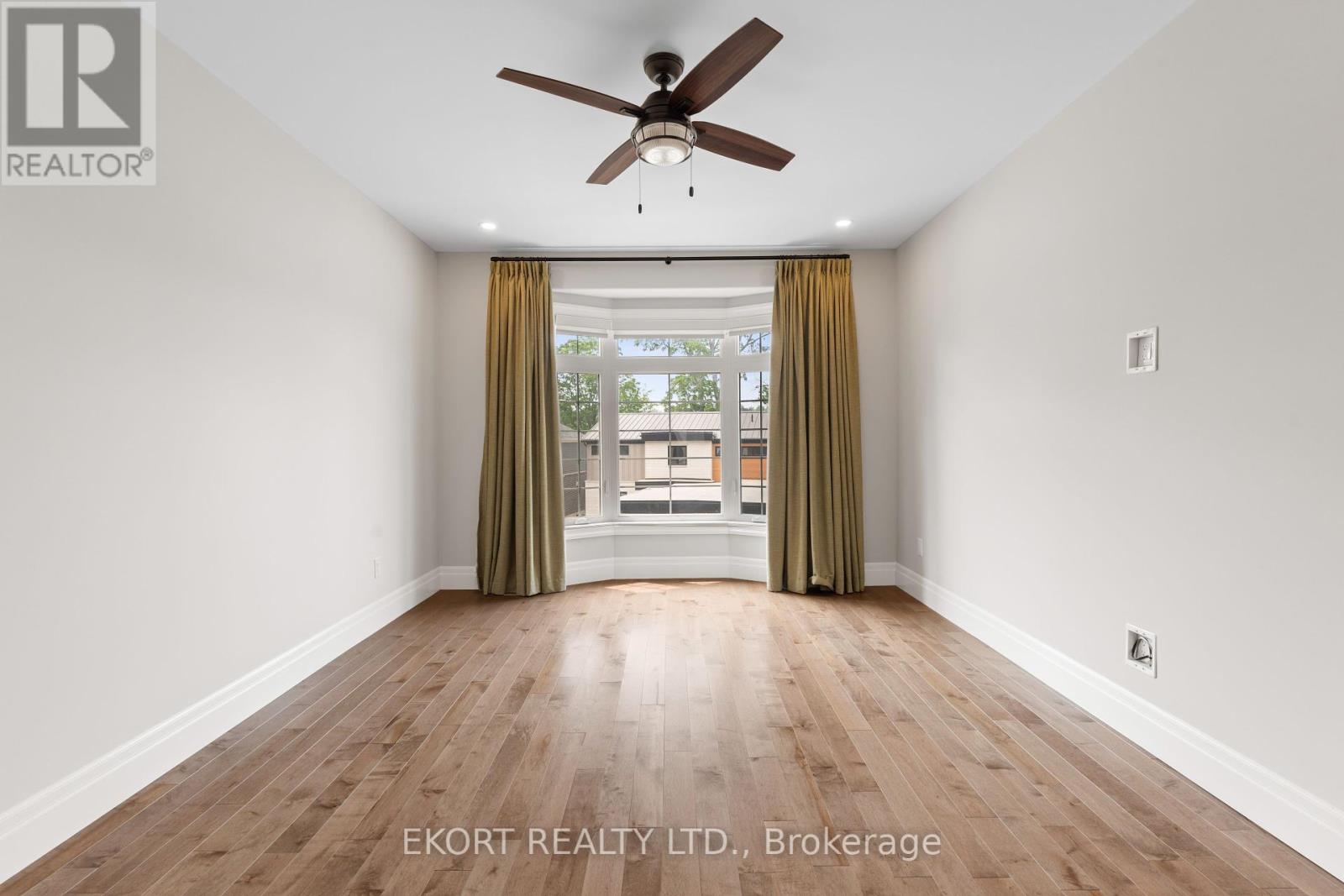 45 Bentley Crescent, Prince Edward County (Picton Ward), Ontario  K0K 2T0 - Photo 24 - X12423565