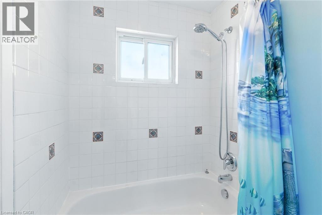6035 Belaire Avenue, Niagara Falls, Ontario  L2H 1V1 - Photo 12 - 40773086