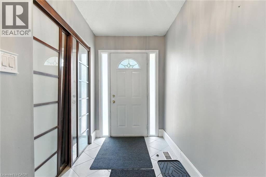 6035 Belaire Avenue, Niagara Falls, Ontario  L2H 1V1 - Photo 2 - 40773086