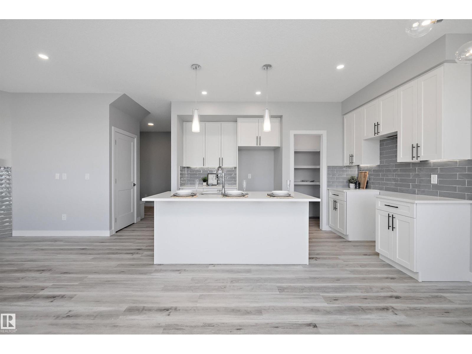 10238 92a Av, Morinville, Alberta  T8R 2R4 - Photo 18 - E4458797