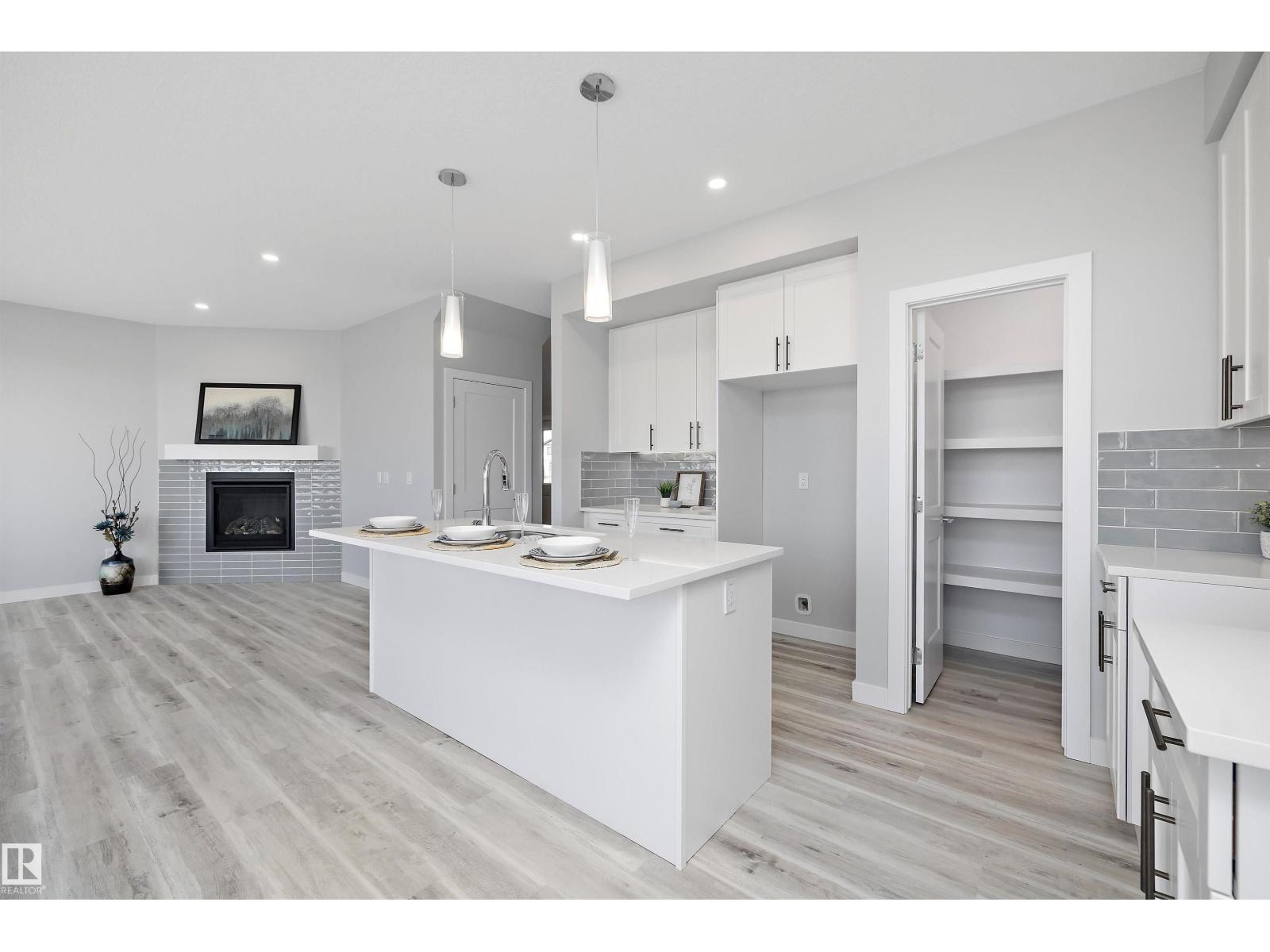 10238 92a Av, Morinville, Alberta  T8R 2R4 - Photo 16 - E4458797