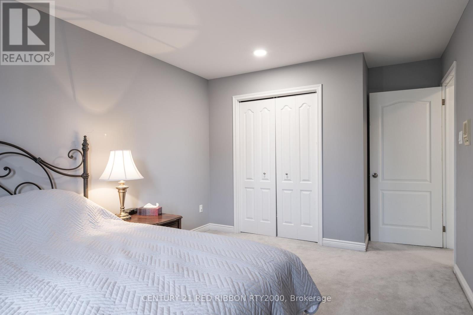 51 Queen Street, Strathroy-Caradoc, Ontario  N7G 2H5 - Photo 25 - X12423645