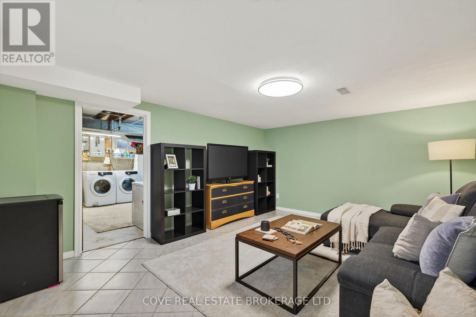 40 Hawkesbury Avenue, London East, Ontario  N5V 2K1 - Photo 26 - X12423656