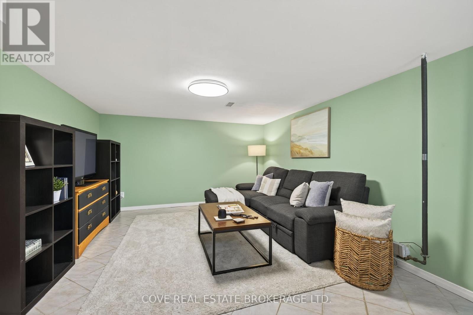 40 Hawkesbury Avenue, London East, Ontario  N5V 2K1 - Photo 27 - X12423656