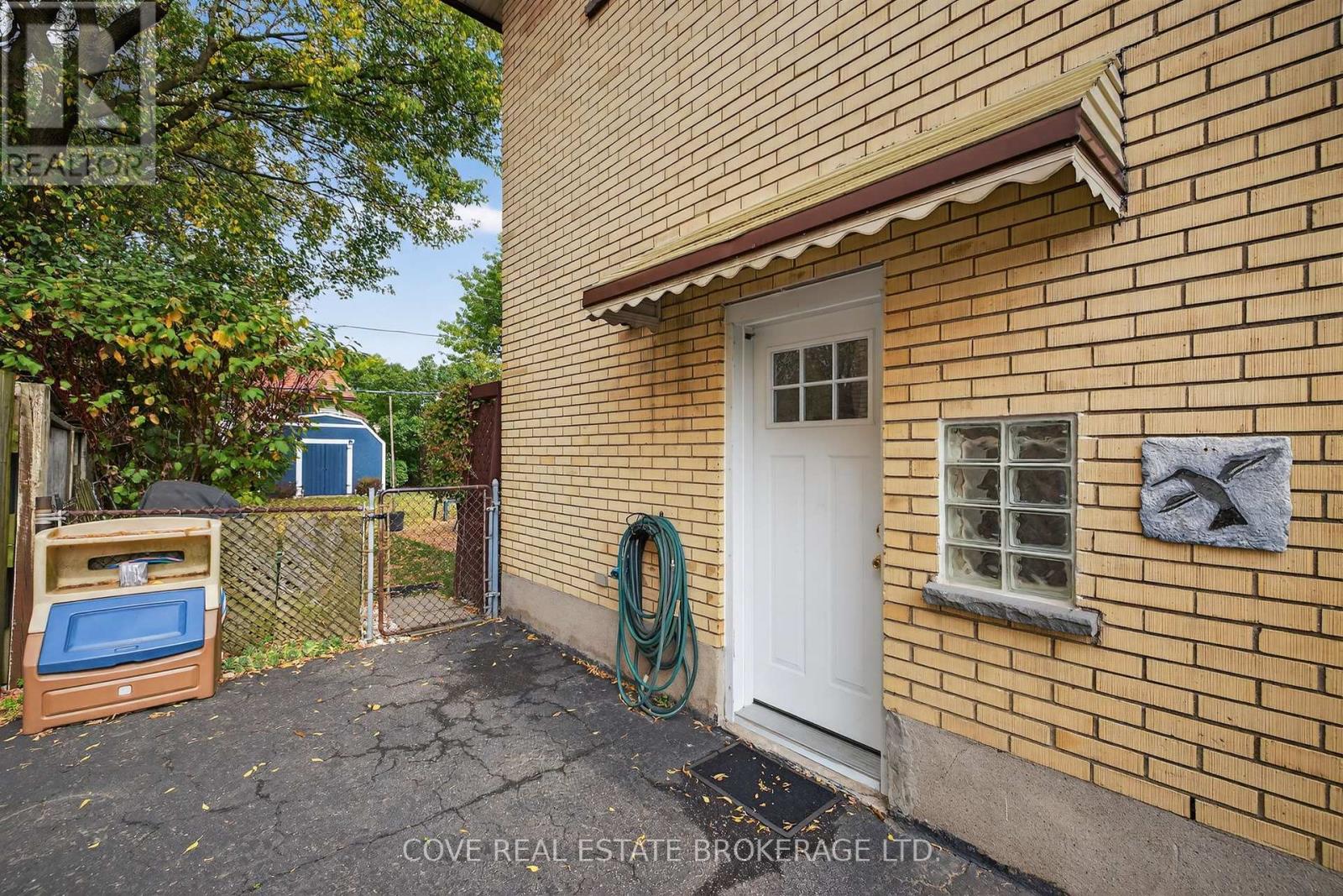 40 Hawkesbury Avenue, London East, Ontario  N5V 2K1 - Photo 32 - X12423656