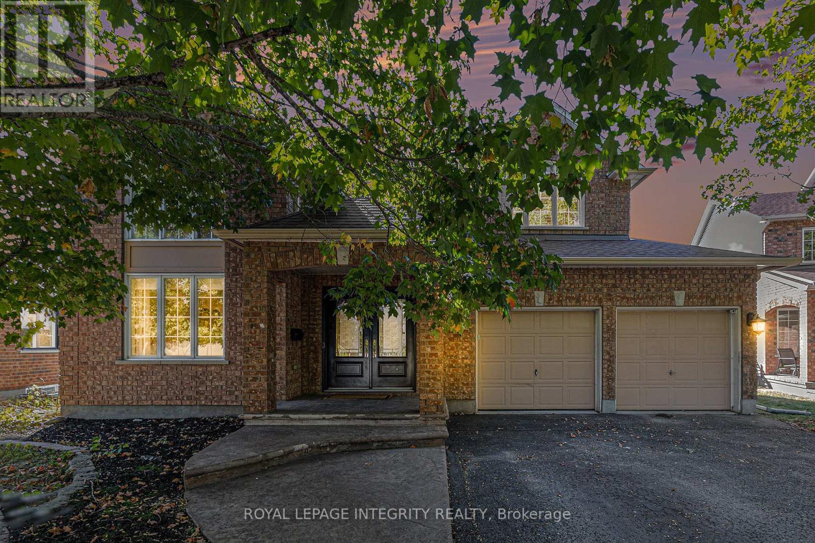 10 MAYBROOK PLACE, ottawa, Ontario