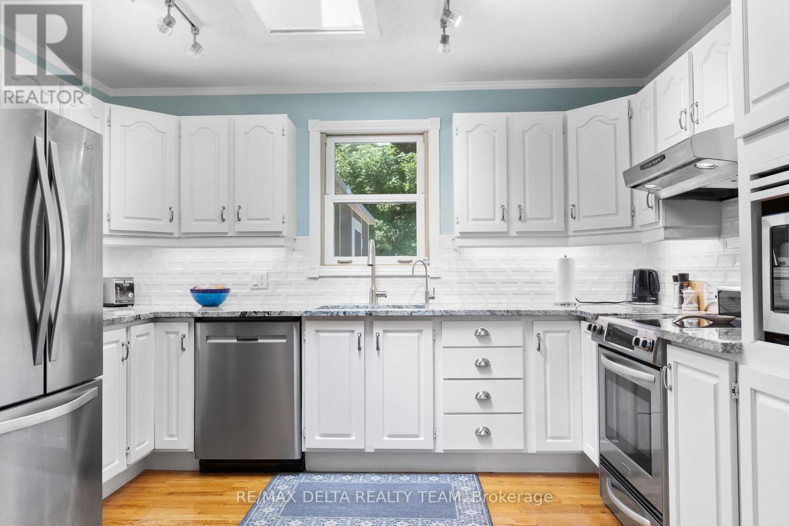 9 Lasalle Street, Clarence-Rockland, Ontario  K4K 1K7 - Photo 12 - X12423690