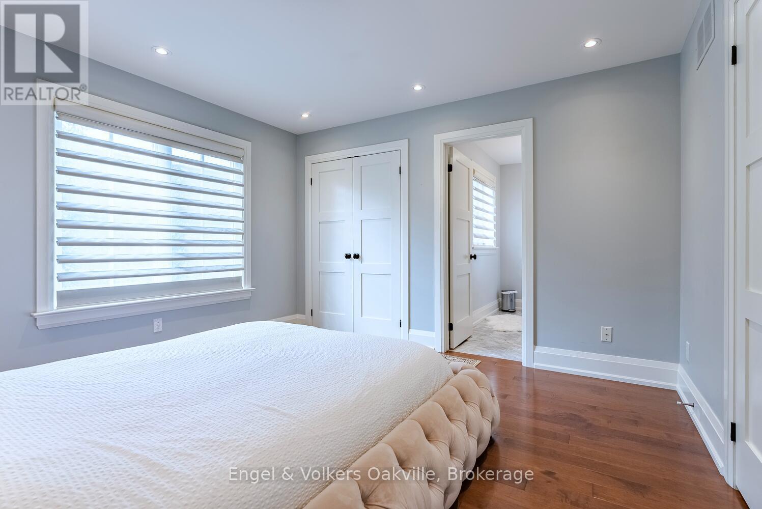 468 Wedgewood Drive, Oakville, Ontario  L6J 4S7 - Photo 21 - W12423610
