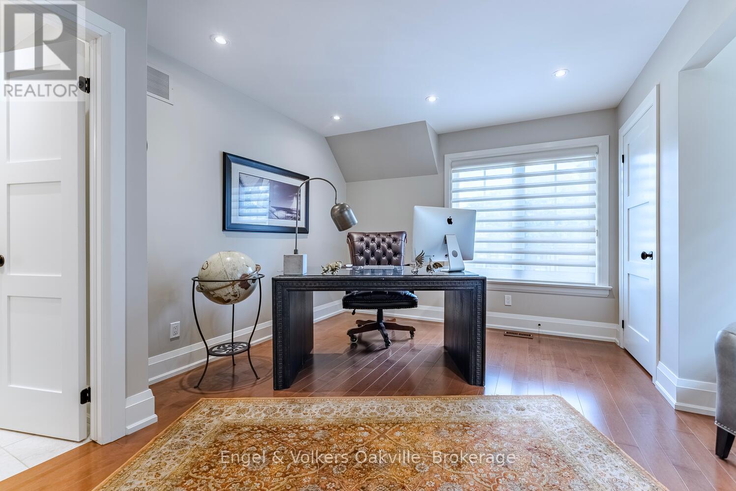 468 Wedgewood Drive, Oakville, Ontario  L6J 4S7 - Photo 24 - W12423610