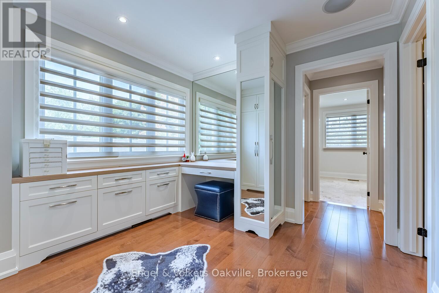 468 Wedgewood Drive, Oakville, Ontario  L6J 4S7 - Photo 30 - W12423610
