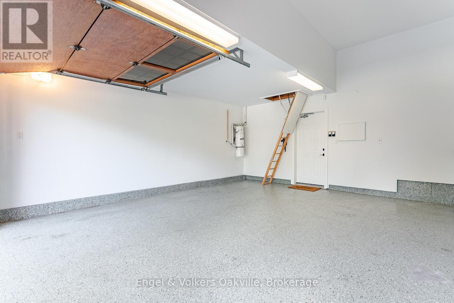 468 Wedgewood Drive, Oakville, Ontario  L6J 4S7 - Photo 45 - W12423610