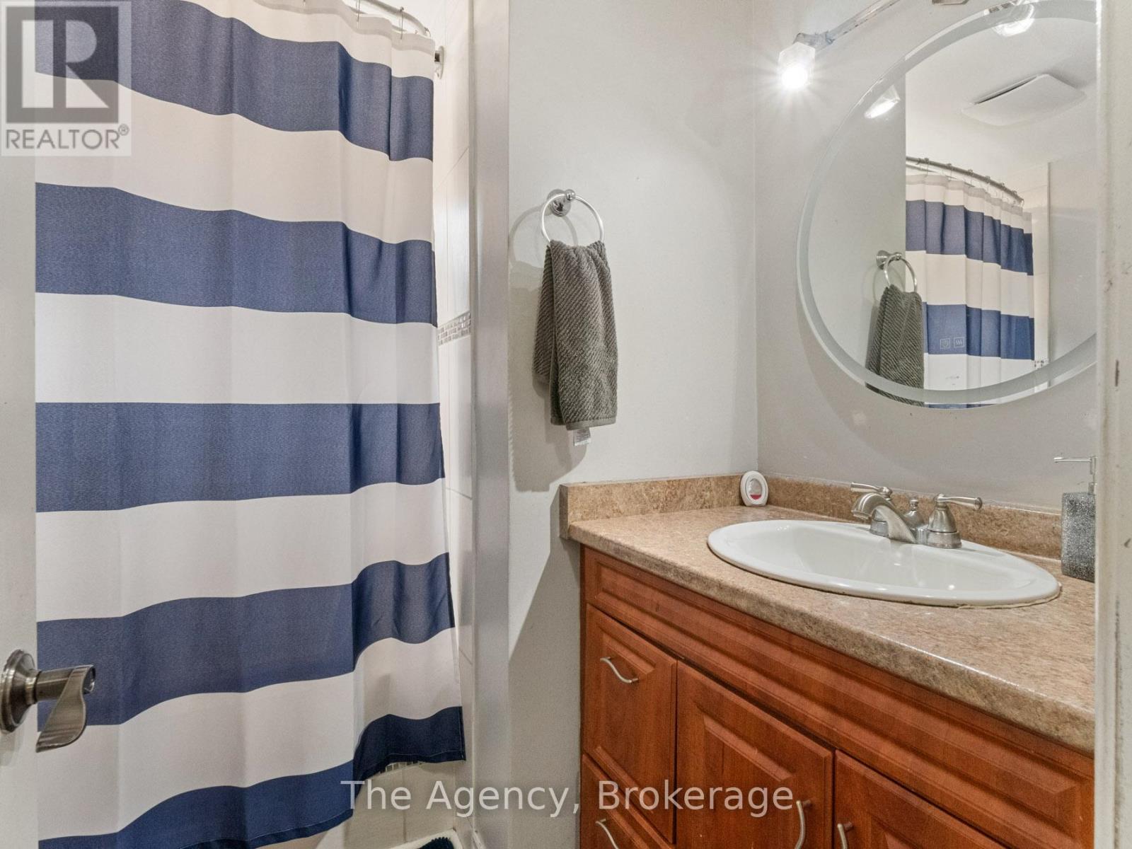 47 Canterbury Drive, St. Catharines, Ontario  L2P 3M6 - Photo 12 - X12423687