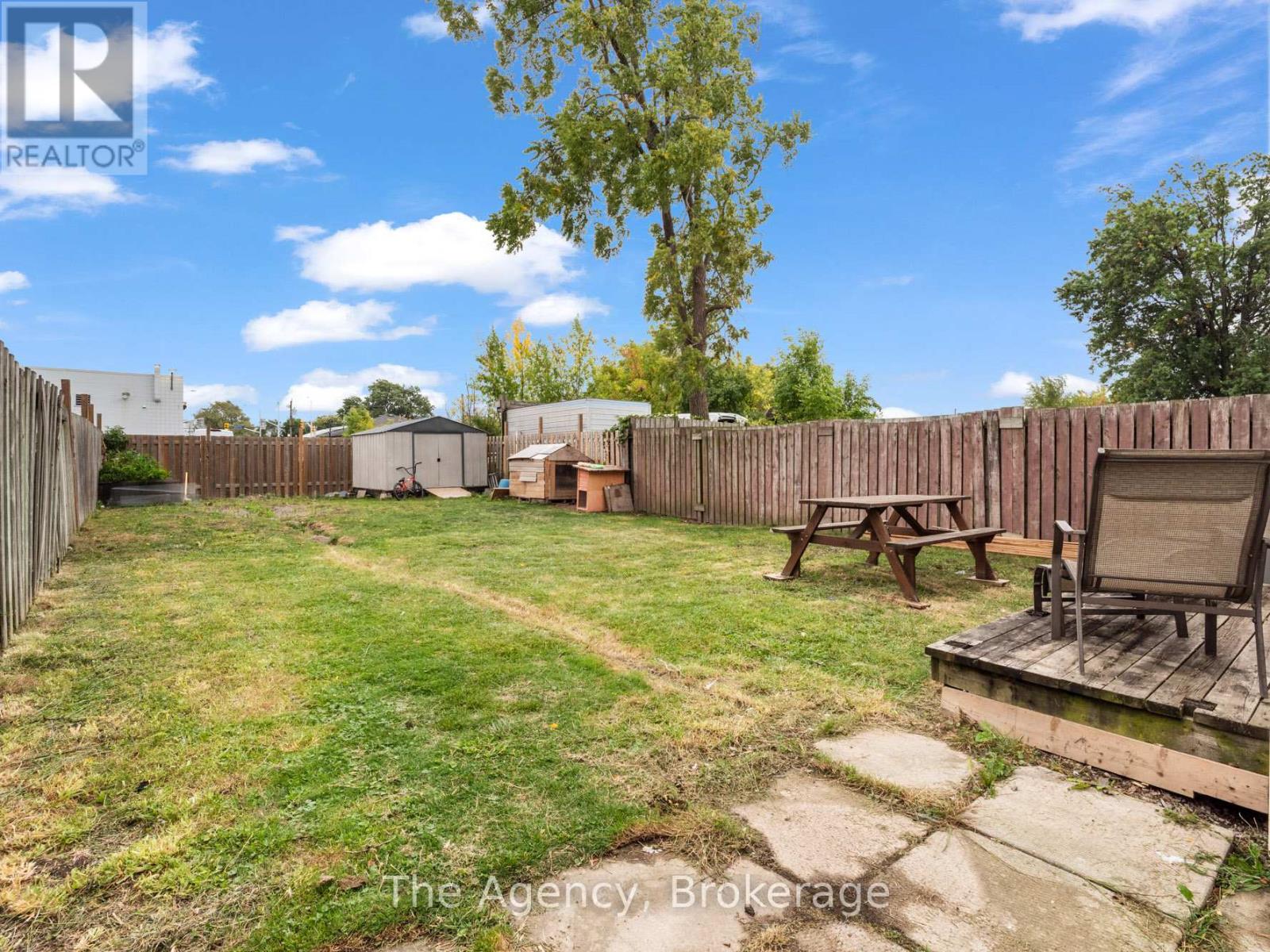 47 Canterbury Drive, St. Catharines, Ontario  L2P 3M6 - Photo 23 - X12423687