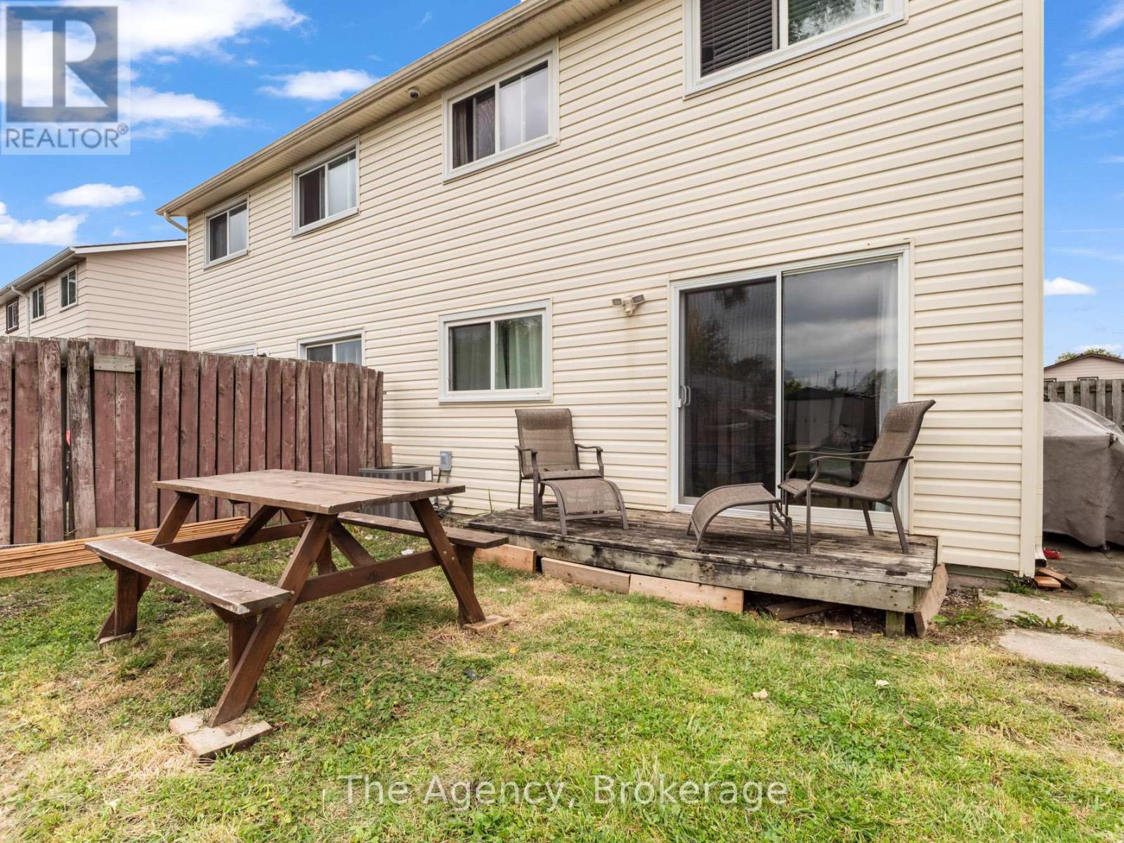 47 Canterbury Drive, St. Catharines, Ontario  L2P 3M6 - Photo 25 - X12423687