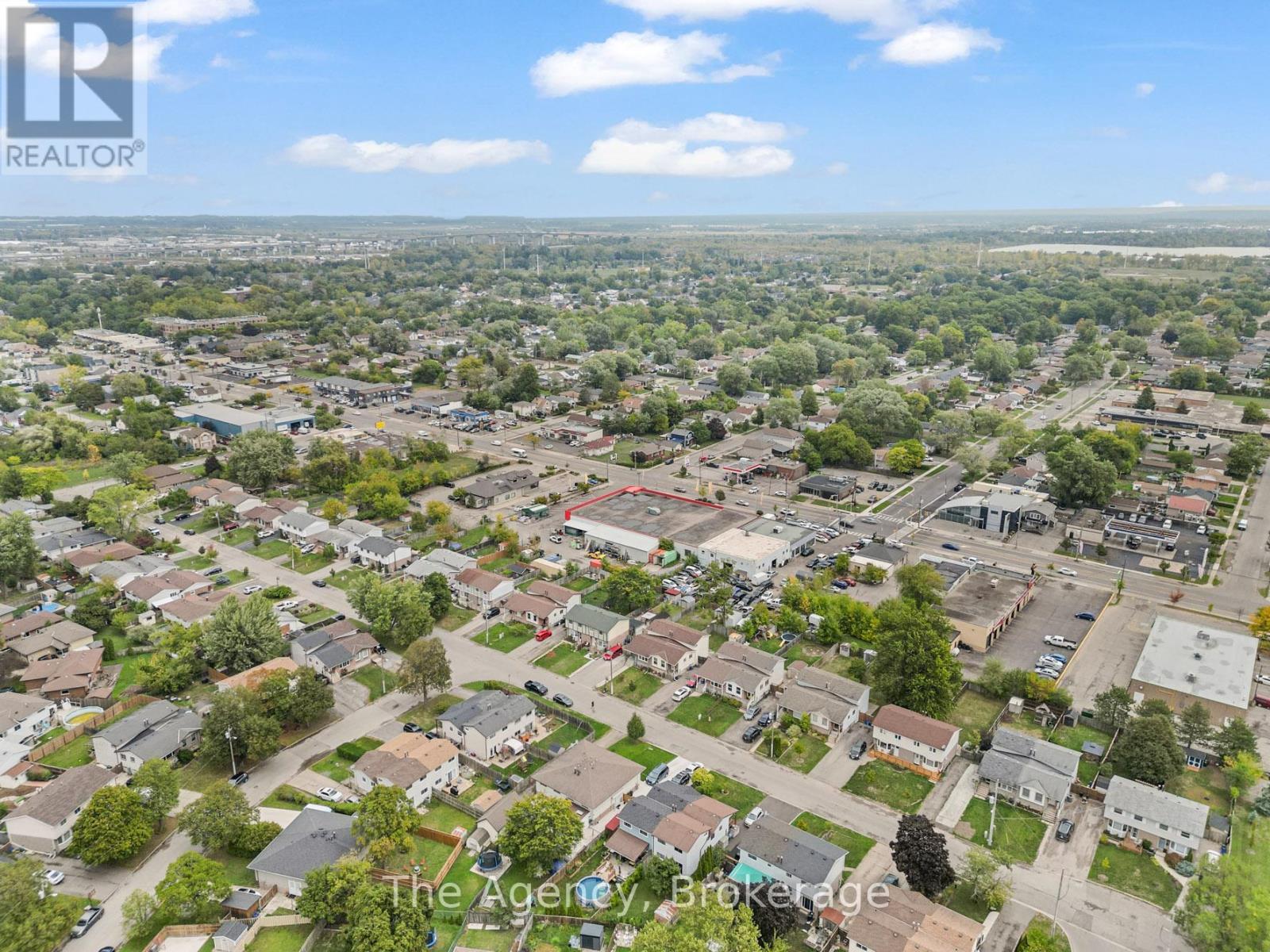 47 Canterbury Drive, St. Catharines, Ontario  L2P 3M6 - Photo 39 - X12423687