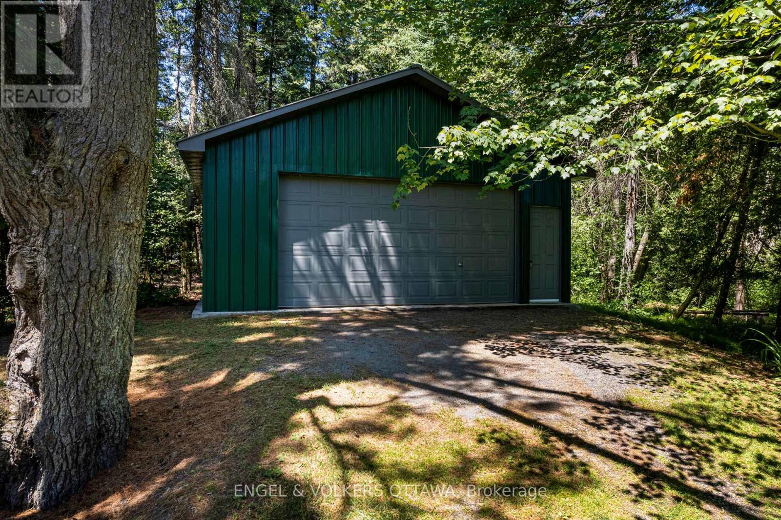 656 Spruce Ridge Road, Ottawa, Ontario  K0A 1L0 - Photo 50 - X12423227