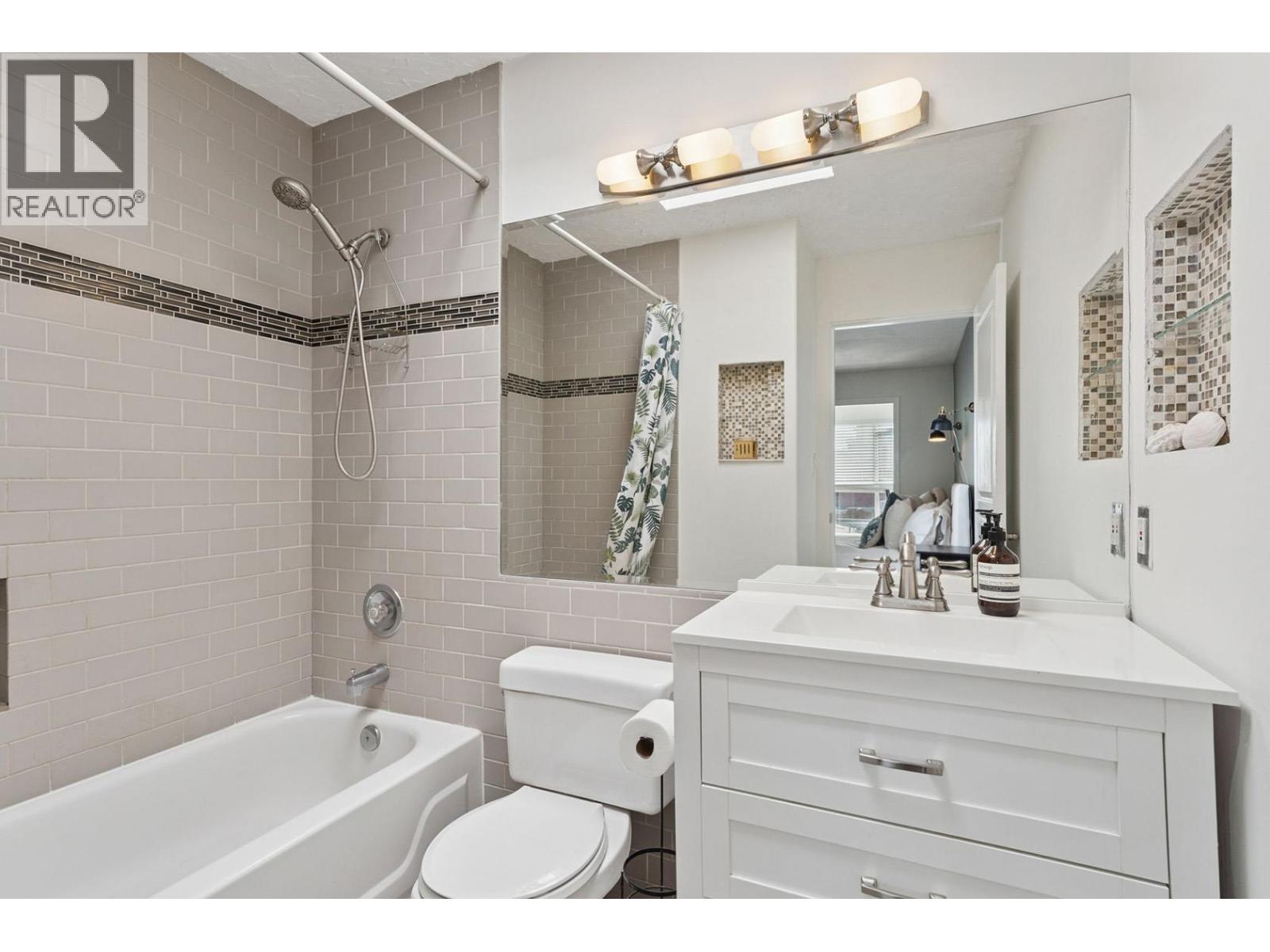 303 189 E 16th Avenue, Vancouver, British Columbia  V5T 4R2 - Photo 14 - R3051685