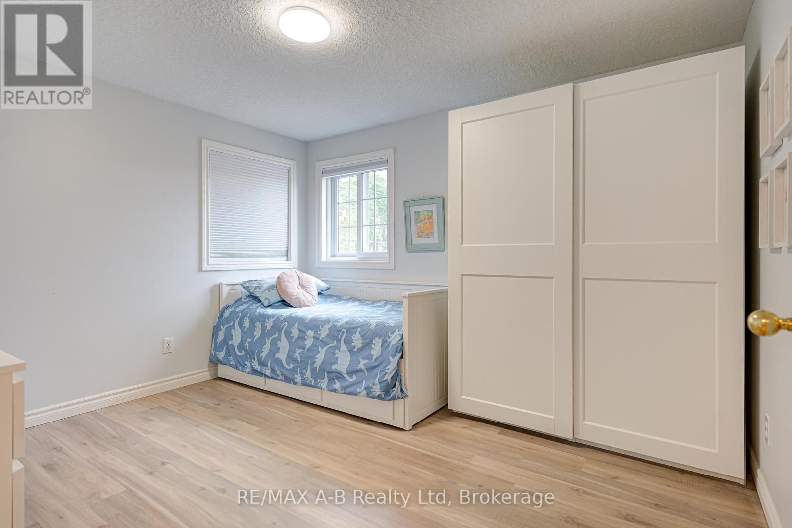 430 Brunswick Street N, Stratford, Ontario  N5A 3N4 - Photo 22 - X12423609