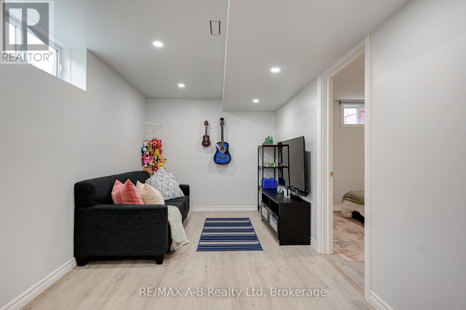 430 Brunswick Street N, Stratford, Ontario  N5A 3N4 - Photo 34 - X12423609
