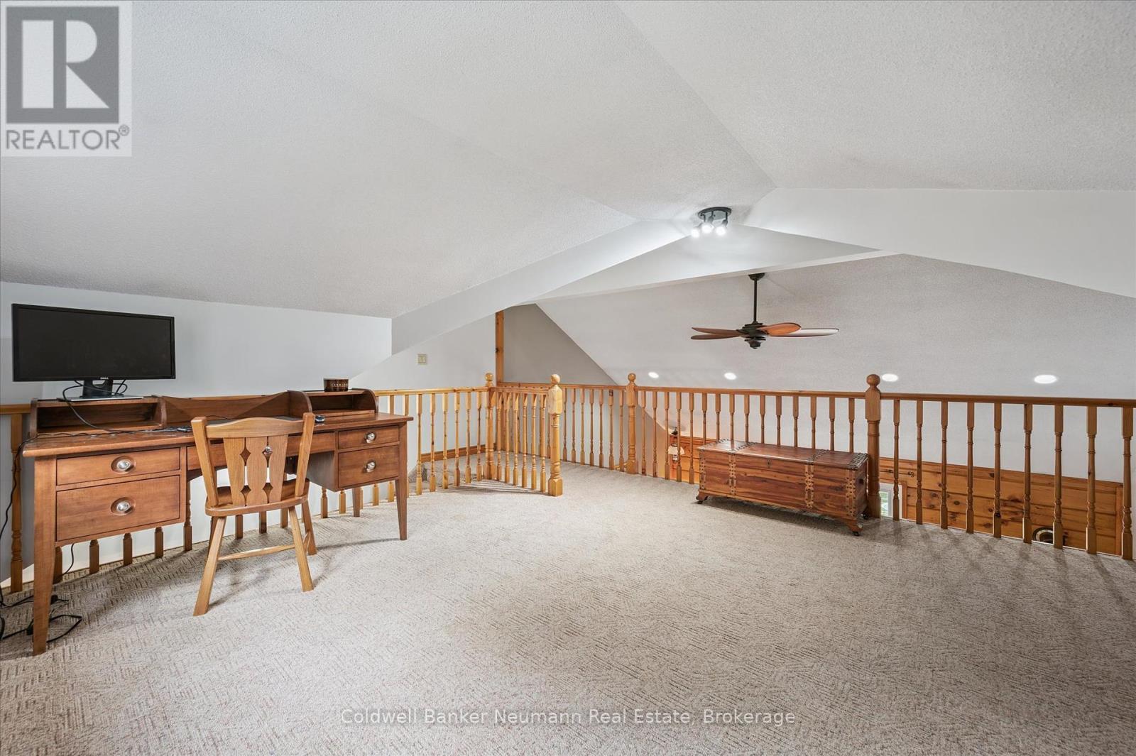 403277 Grey Road 4, West Grey, Ontario  N0G 1R0 - Photo 21 - X12423633