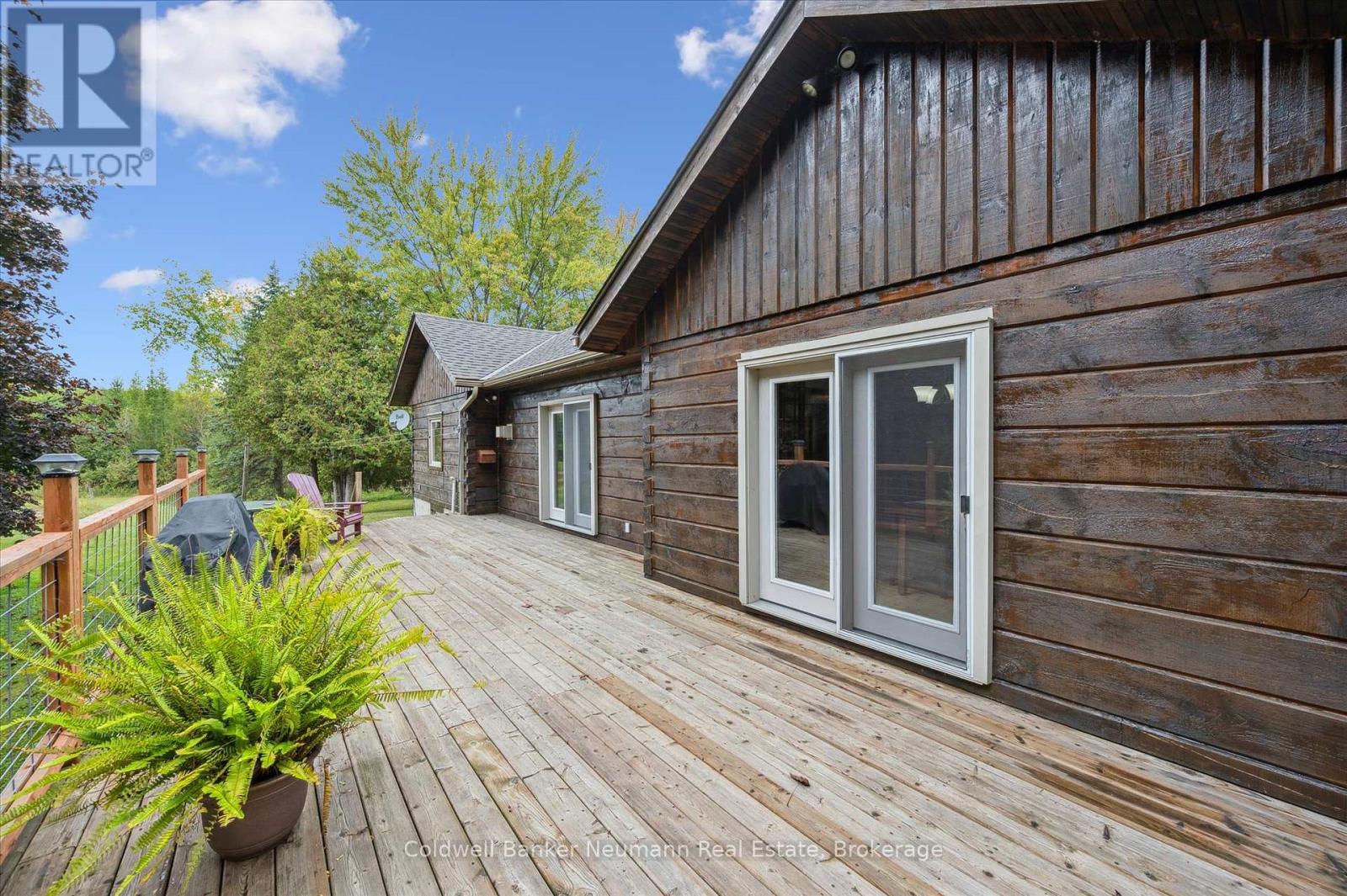403277 Grey Road 4, West Grey, Ontario  N0G 1R0 - Photo 22 - X12423633