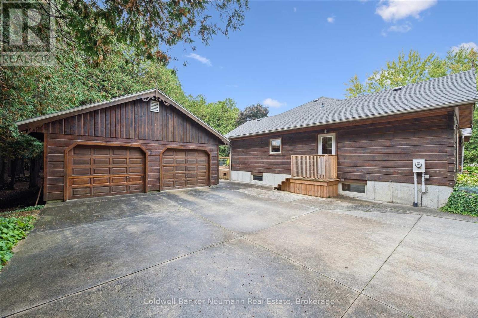 403277 Grey Road 4, West Grey, Ontario  N0G 1R0 - Photo 33 - X12423633