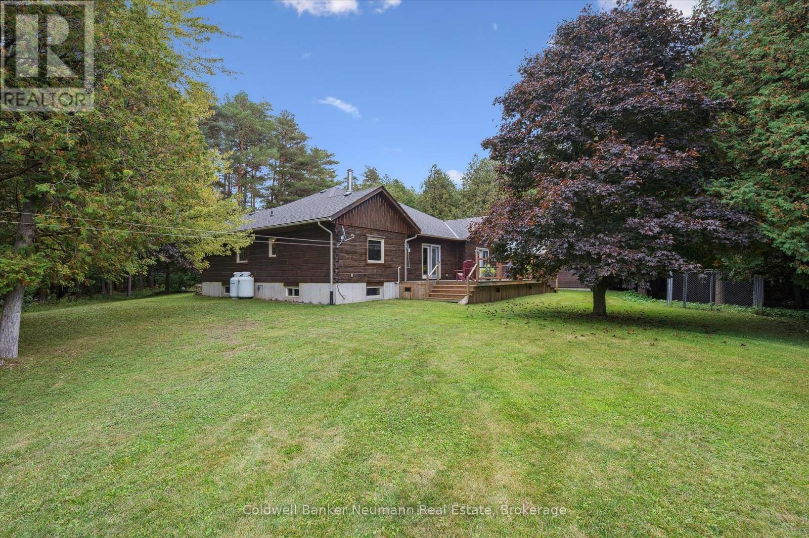 403277 Grey Road 4, West Grey, Ontario  N0G 1R0 - Photo 34 - X12423633
