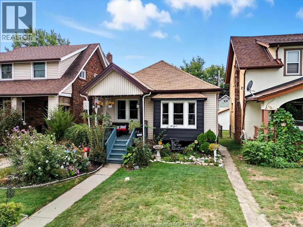 1571 Dougall Avenue, Windsor, Ontario  N8X 1S2 - Photo 3 - 25024356