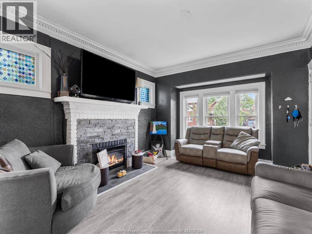 1571 Dougall Avenue, Windsor, Ontario  N8X 1S2 - Photo 4 - 25024356