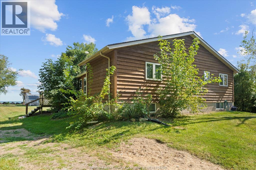192 Lakeshore Drive, Leamington, Ontario  N0P 2P0 - Photo 2 - 25024349