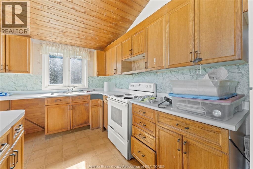 192 Lakeshore Drive, Leamington, Ontario  N0P 2P0 - Photo 7 - 25024349