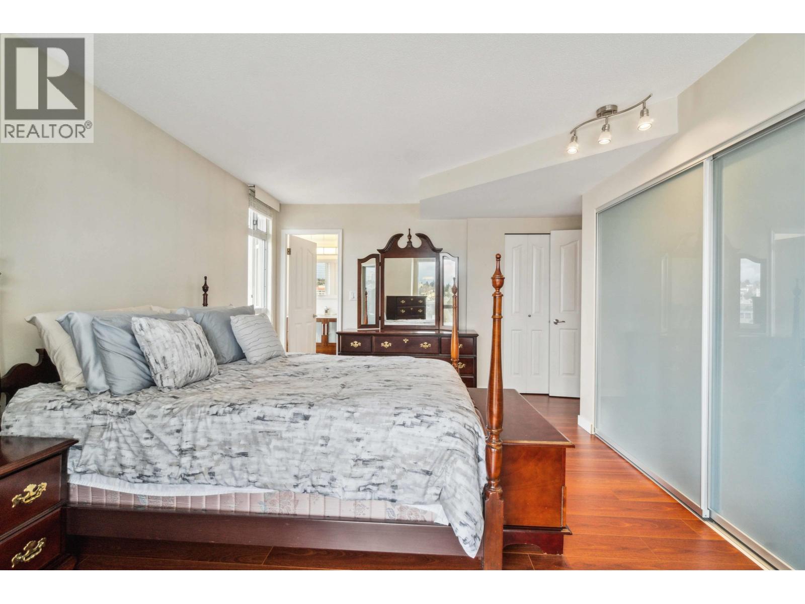 1903 1245 Quayside Drive, New Westminster, British Columbia V3M 6J6 - Photo 21 - R3050350