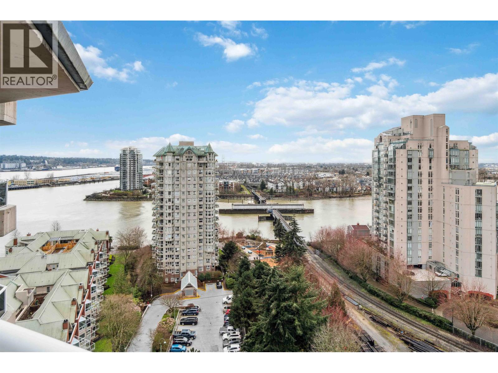 1903 1245 Quayside Drive, New Westminster, British Columbia V3M 6J6 - Photo 1 - R3050350