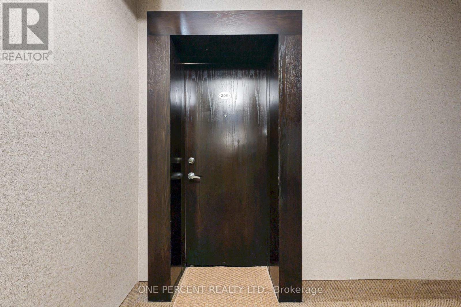206 - 2550 Bathurst Street, Toronto (Forest Hill North), Ontario  M6B 2Z2 - Photo 4 - C12423488