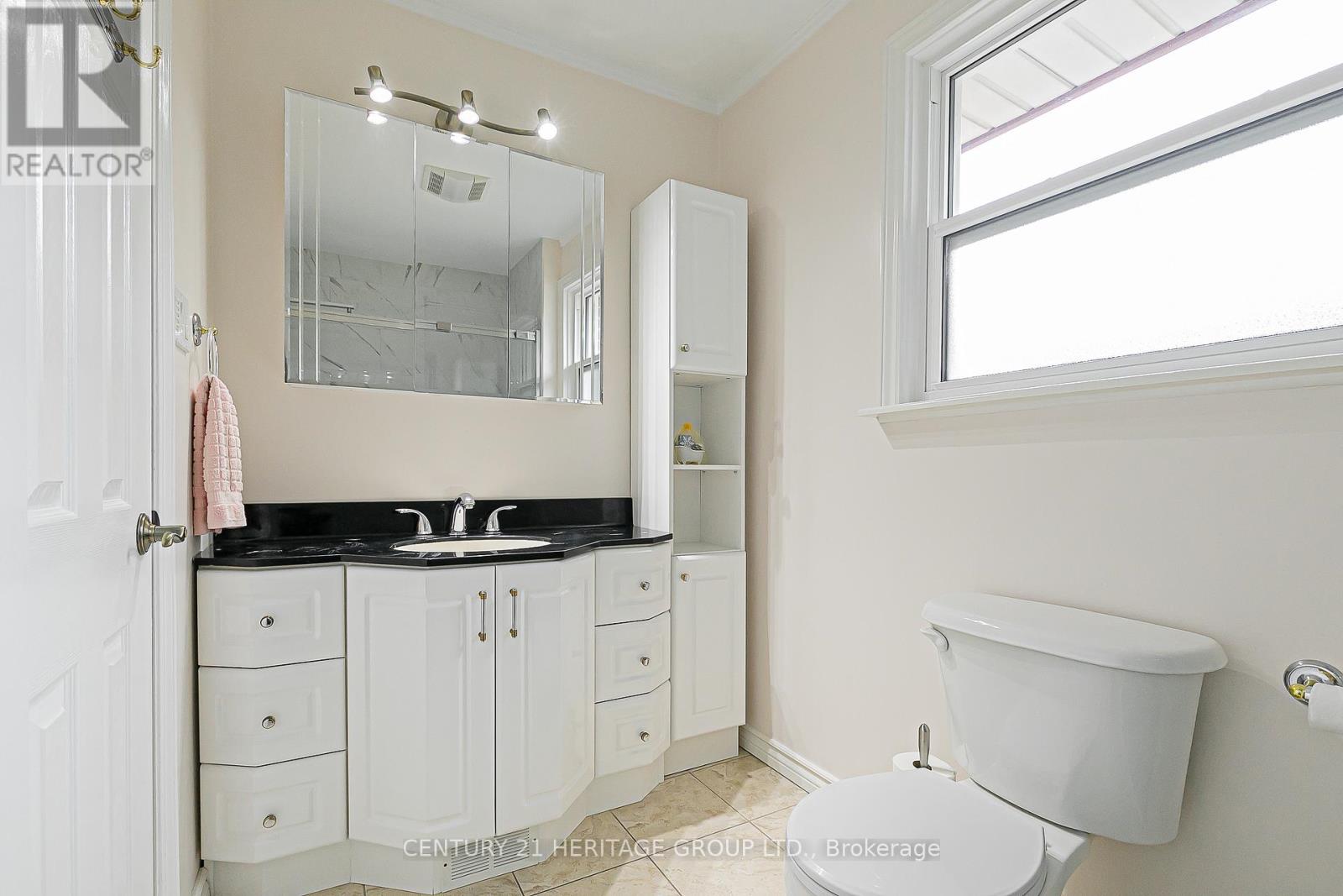 53 Caronport Crescent, Toronto, Ontario  M3A 1H2 - Photo 16 - C12423559