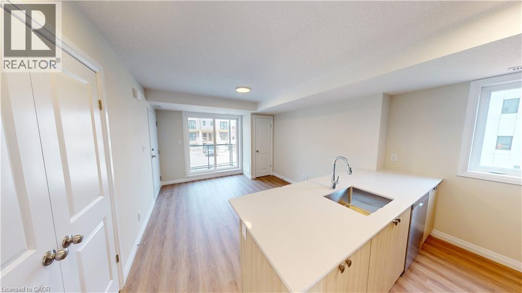 410 Northfield Drive W Unit# D3, Waterloo, Ontario  N2L 0A6 - Photo 7 - 40773176