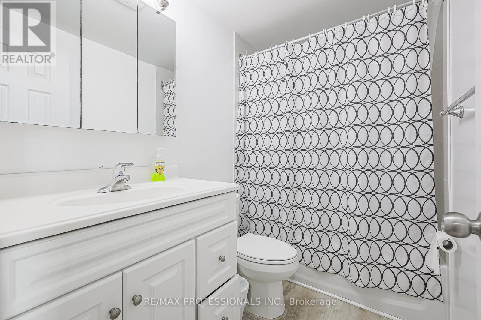 39 - 221 Ormond Drive, Oshawa, Ontario  L1G 6T7 - Photo 28 - E12423480
