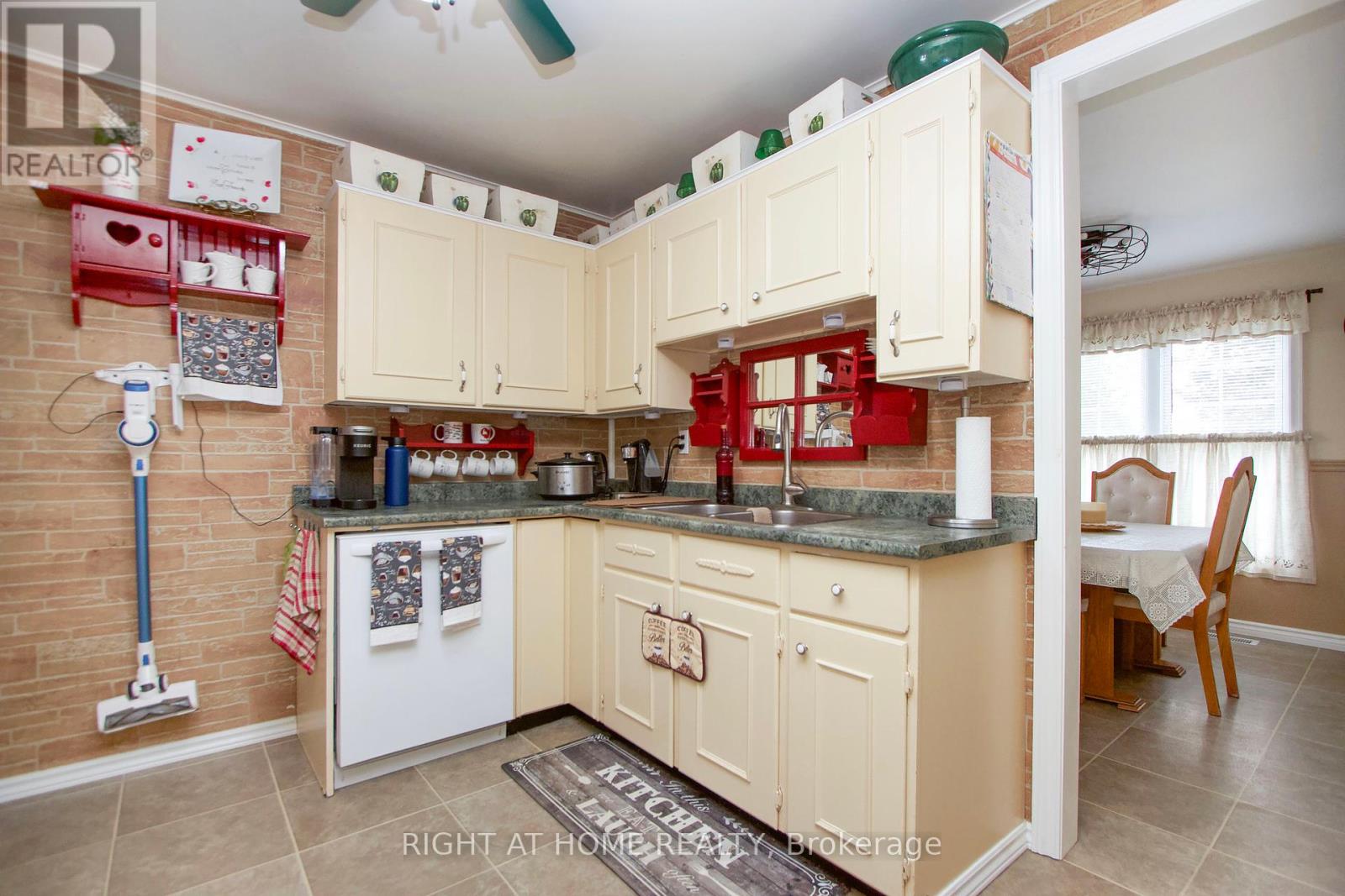 2347 Hancock Road, Clarington, Ontario  L1E 2M3 - Photo 17 - E12423568