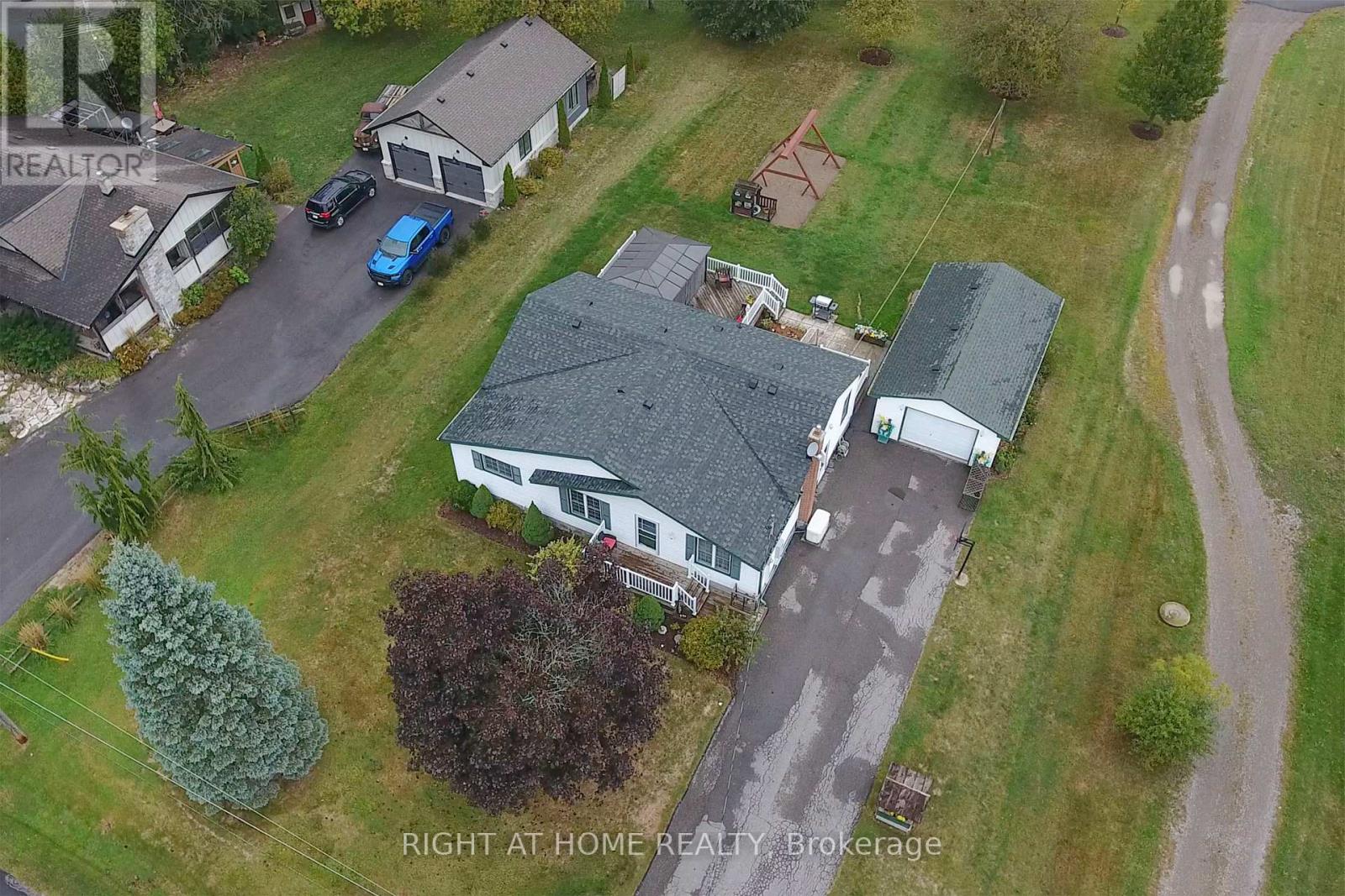 2347 Hancock Road, Clarington, Ontario  L1E 2M3 - Photo 2 - E12423568