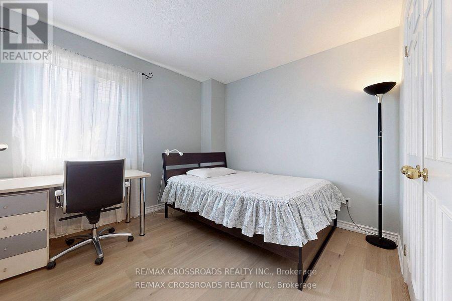 63 Baynards Lane, Richmond Hill, Ontario  L4C 9B6 - Photo 29 - N12423429